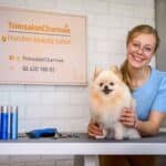 Charlotte, hondentrimster en eigenaar van Trimsalon Charmée